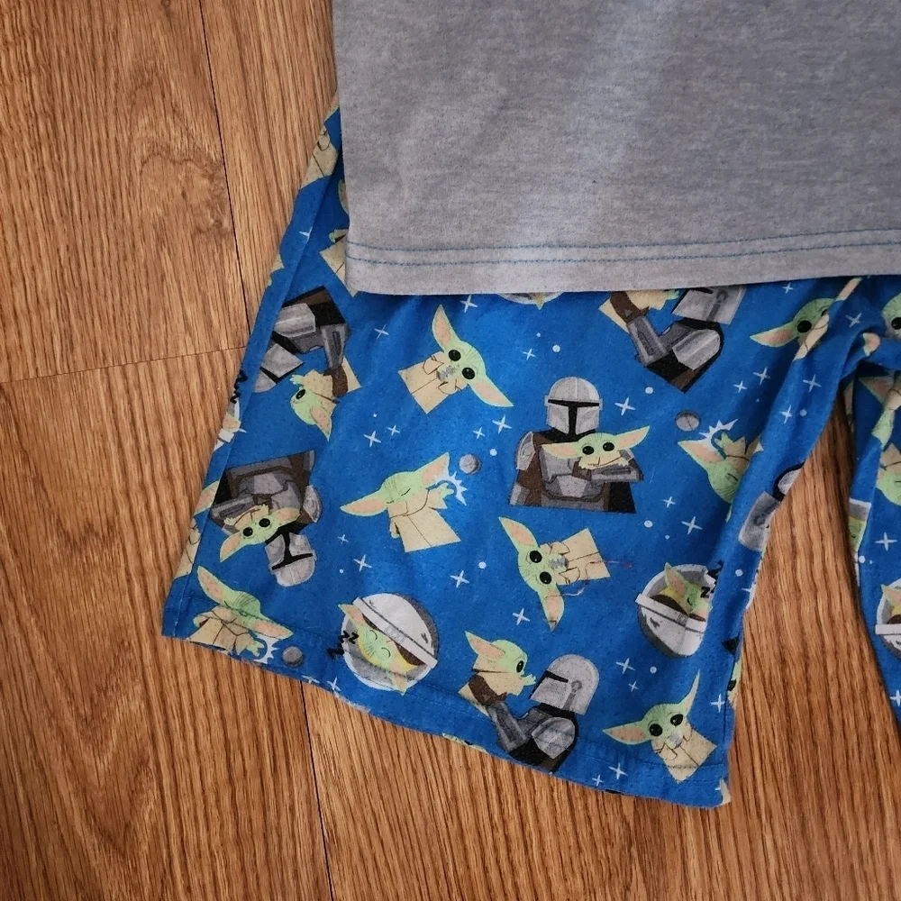 Star Wars Mandalorian blue and gray short sleeve pajama set Size L